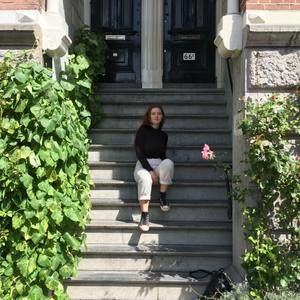 Meet your Posher, Nirveyli